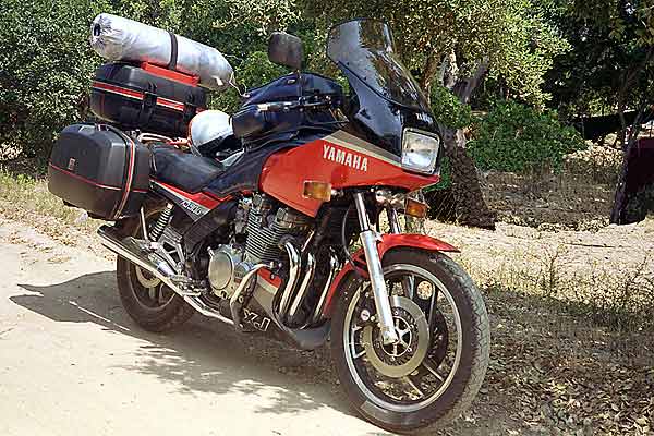 Yamaha XJ 900